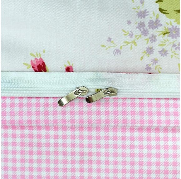 Shabby Pink Duvet Cover Set Rose Floral Bedding Collection Elegant Princess Lace Ruffle Quilt Cover Set for Girls 4 Pieces King Size