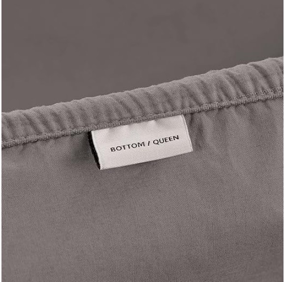 by Nate Berkus 200TC 100% Cotton Percale 4-Piece Sheet Set | Crisp, Cool, Breathable Bedding from mDesign - Queen Size - Flat Sheet/Fitted Sheet/2 Pillowcases, Charcoal (Dark Gray)