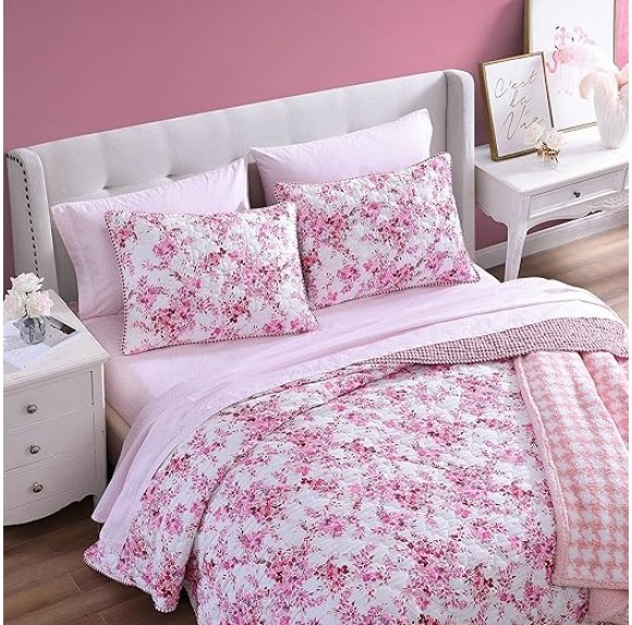 King Quilt Set, Cozy Brushed Microfiber Reversible Bedding Set, All Season Casual Home Décor (Floral Vineyard Pink, King)