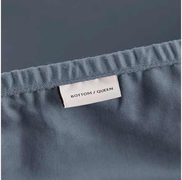 by Nate Berkus 300TC Cotton Bedding 4-Piece Deep Pocket Sheet Set | Soft, Smooth Sateen Weave from mDesign - Queen Size - 1 Flat Sheet/1 Fitted Sheet/2 Pillowcases, Whale (Navy Blue)