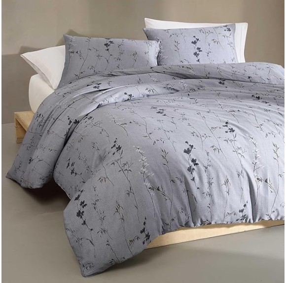 - King Duvet Cover Set, Super Soft Cotton Sateen Bedding with Matching Shams, Smooth & Silky, Floral Printed Room Essentials (Wildflower Dusk Purple, King)